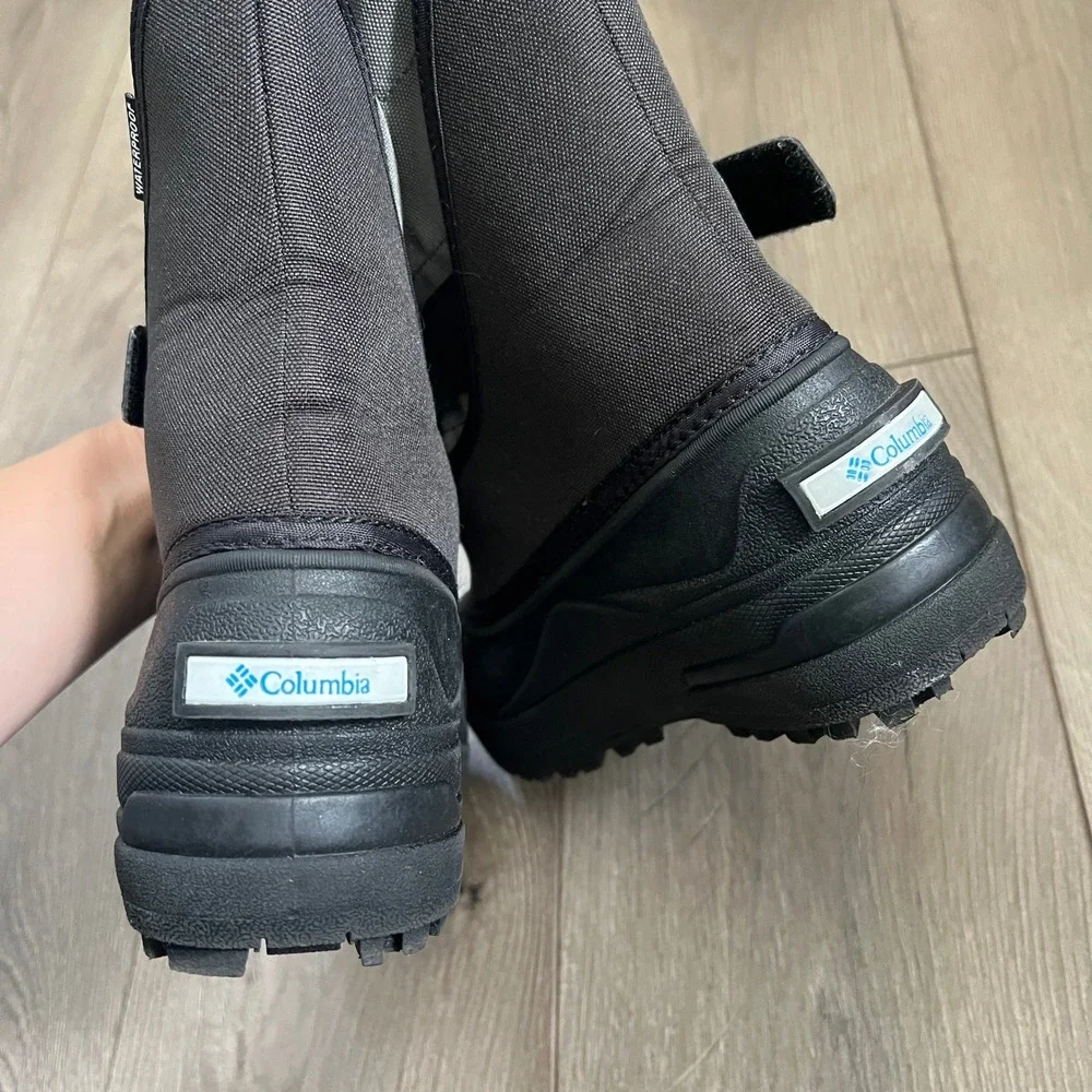 Columbia Powderbug Plus II KIDS Size 6 Waterproof Winter Snow Boots Black Gray
